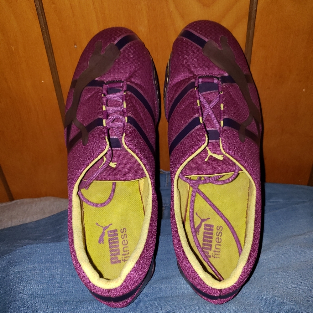 Puma Sneakers